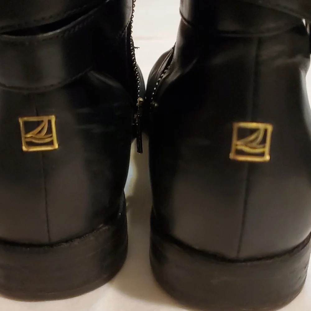 Ankle boots